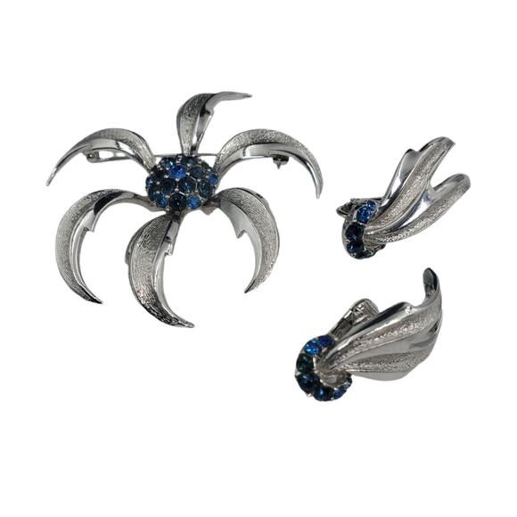 Vintage Marcel Boucher Blue Crystal Starburst Floral Brooch & Earrings Set 1950s - Picture 13 of 14